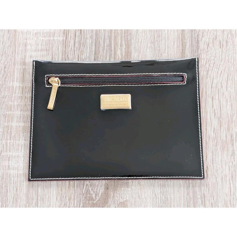 Arcadia Black Patent Leather Zip Snap Back Pouch Wallet